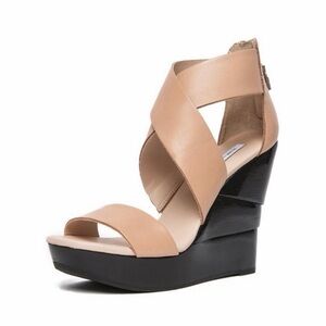 Diane Von Furstenberg Opal criss cross sandals